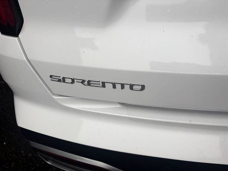 Used 2023 Kia Sorento SX FWD image 32