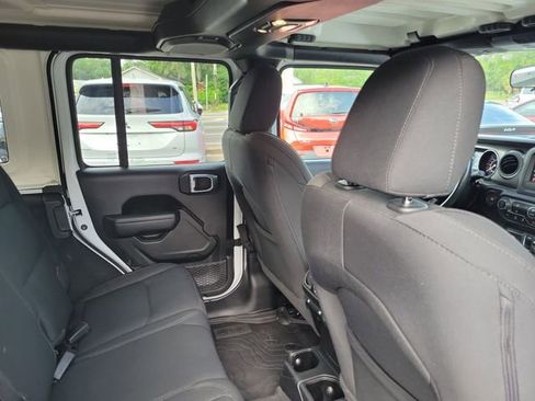 Used 2022 Jeep Wrangler Unlimited Sport AWD/4WD image 30