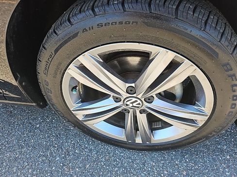 Used 2019 Volkswagen Jetta R-Line image 23