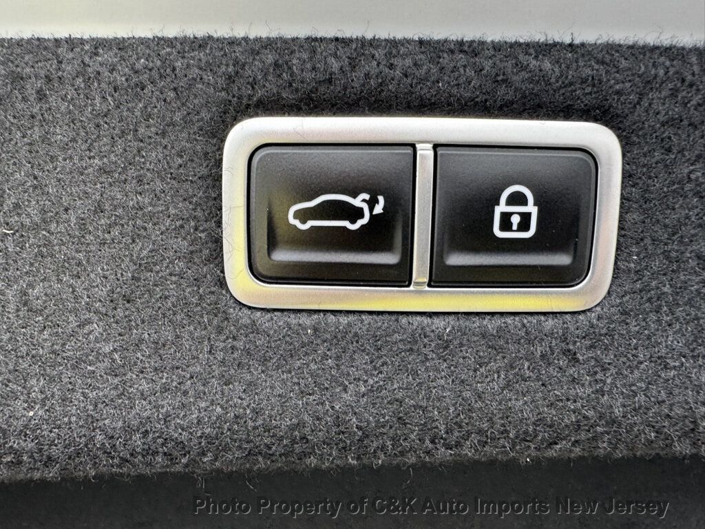 Used 2023 Genesis G70 3.3T w/ Sport Prestige Package AWD/4WD image 26