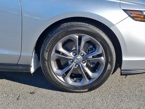 Used 2024 Honda Accord Sport image 8