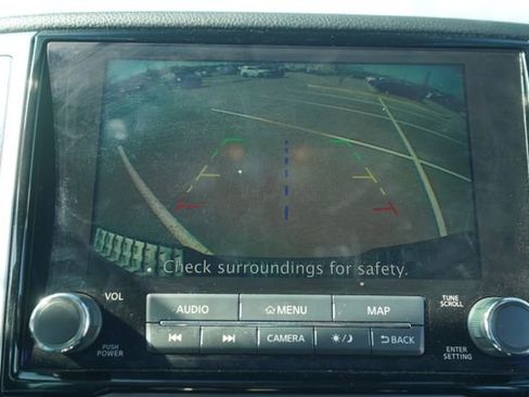 Used 2021 Nissan Titan SV w/ SV Convenience Package image 26