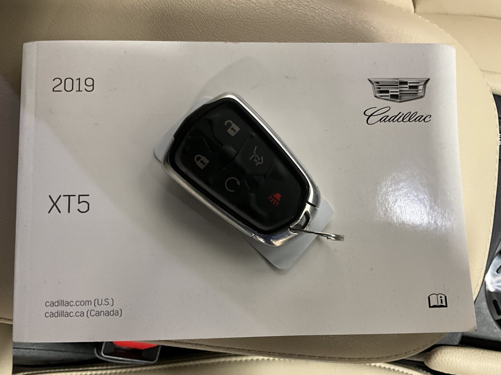 Used 2019 Cadillac XT5 AWD image 14