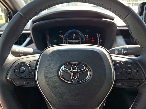 Certified 2026 Toyota Corolla SE FWD image 18