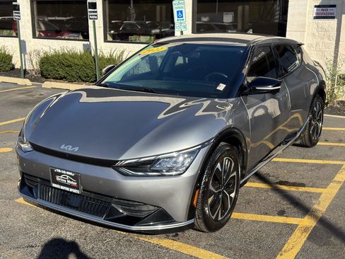 Used 2022 Kia EV6 Wind w/ Wind Technology Package image 4