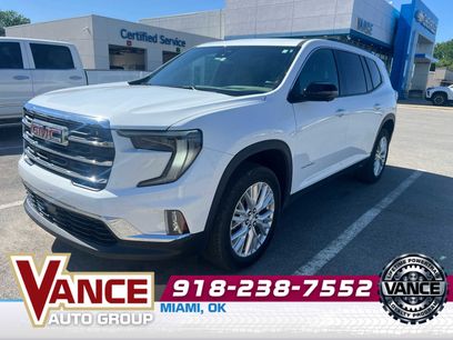 Used 2025 GMC Acadia Elevation w/ Elevation Premium Package