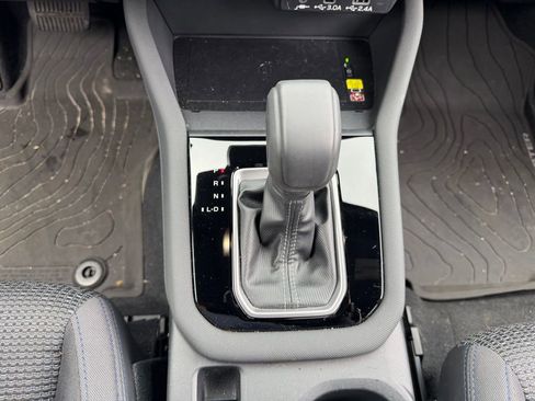 Used 2025 Subaru Forester Premium w/ Protection Package image 27