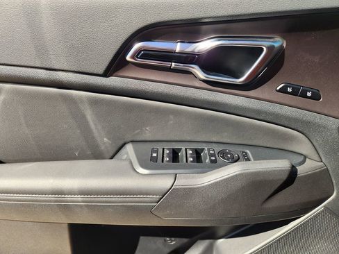 New 2026 Kia Sportage SX FWD image 18