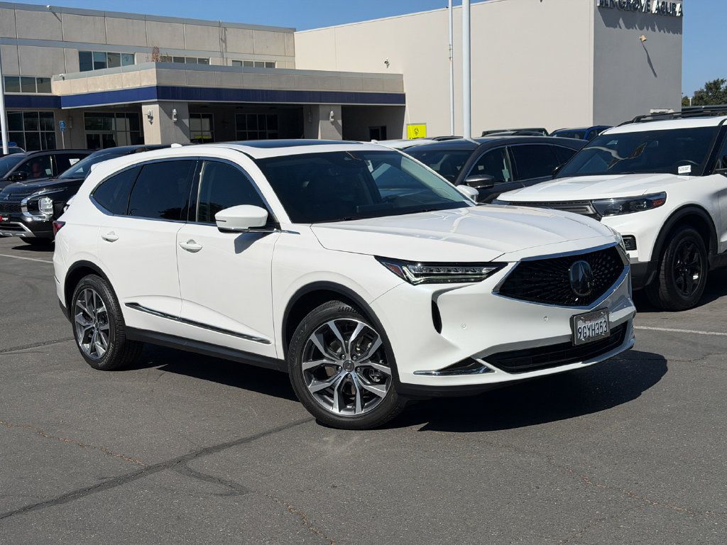 Used 2023 Acura MDX w/ Technology Package AWD/4WD image 2