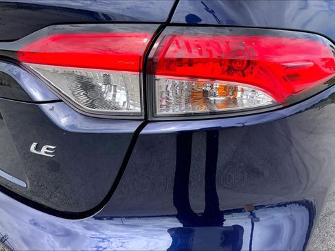 Used 2024 Toyota Corolla LE FWD image 30
