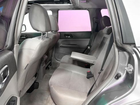 Used 2007 Subaru Forester 2.5X w/ Popular Equipment Group 1B image 6