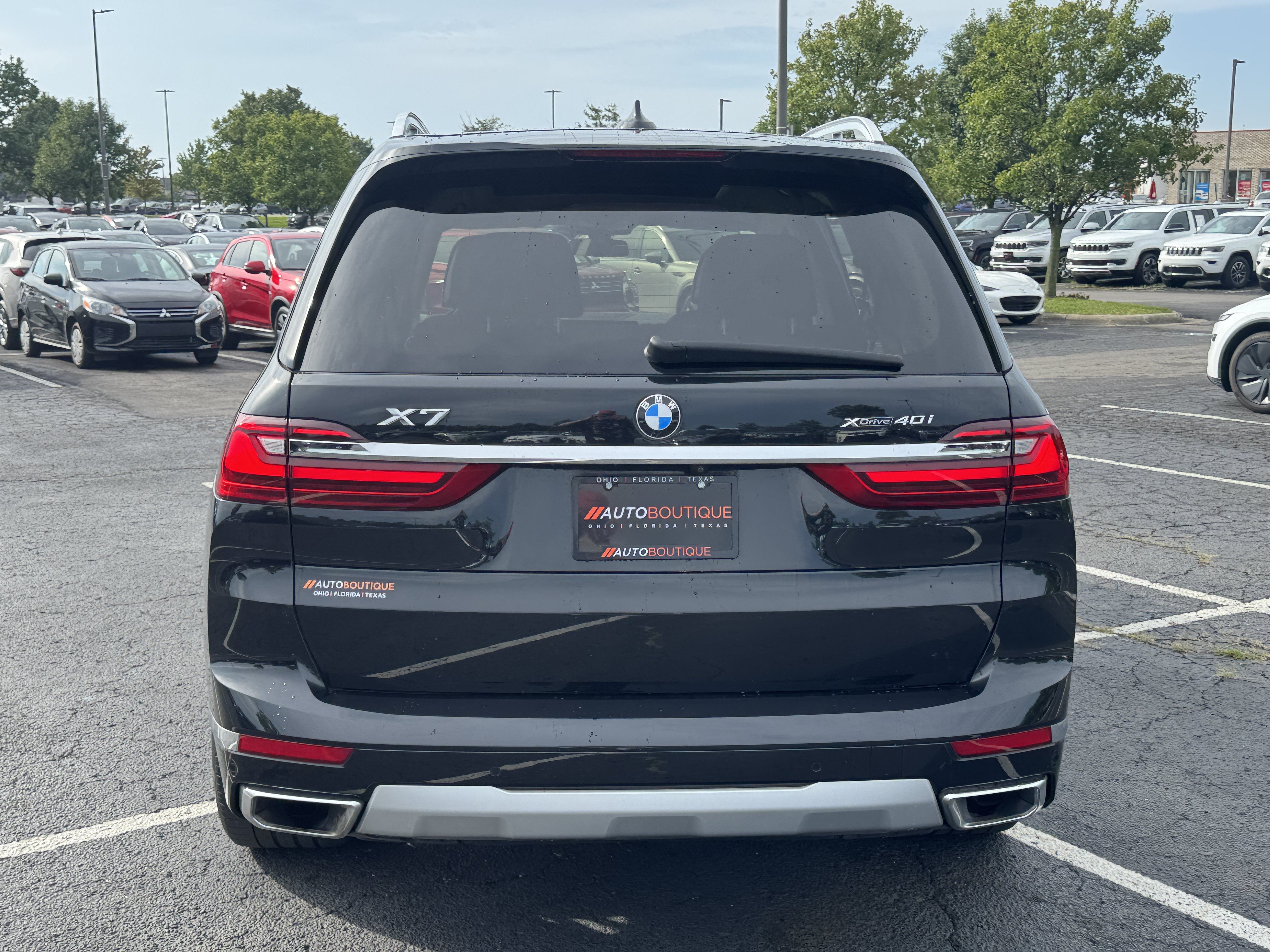 Used 2022 BMW X7 xDrive40i w/ Executive Package AWD/4WD image 12