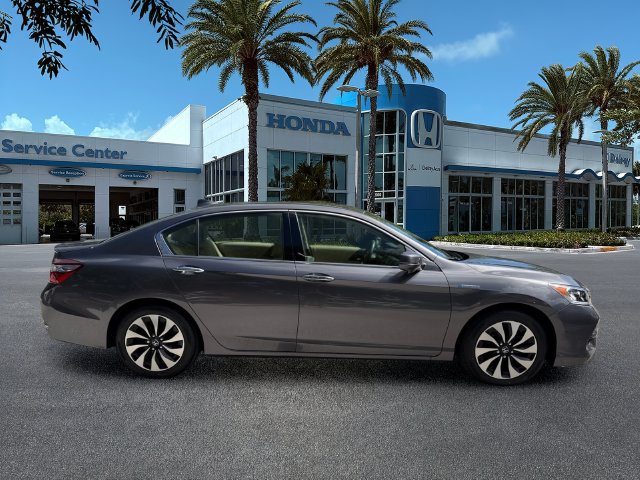 Used 2017 Honda Accord EX-L image 8