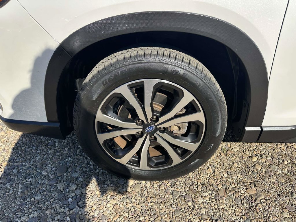 Used 2020 Subaru Forester Limited AWD/4WD image 6