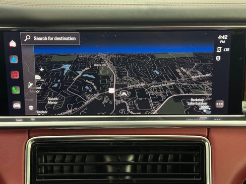 Used 2022 Porsche Panamera 4S w/ Premium Package image 26