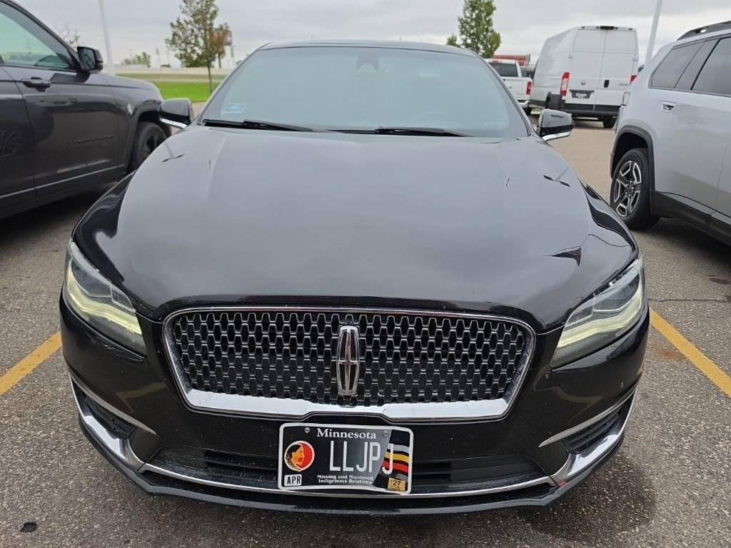 Used 2017 Lincoln MKZ Reserve w/ Luxury Package AWD/4WD image 2