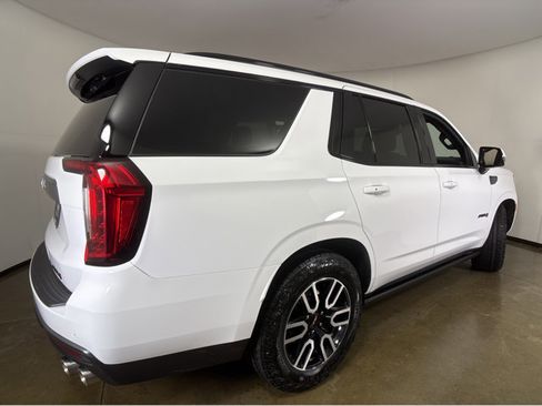 Used 2024 GMC Yukon AT4 image 22