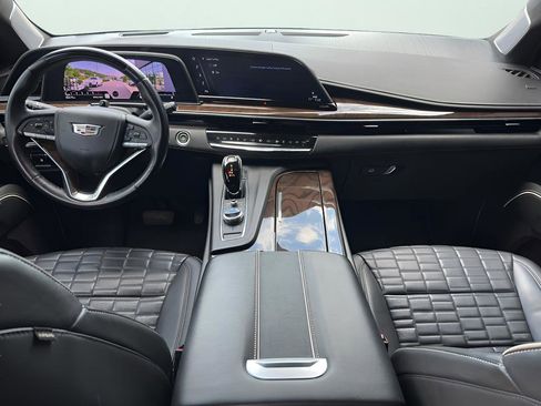Used 2023 Cadillac Escalade ESV Sport Platinum w/ LPO, ONYX Package AWD/4WD image 29