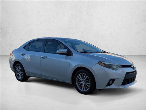Used 2014 Toyota Corolla LE image 3