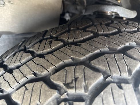 Used 2018 Toyota 4Runner SR5 Premium image 12