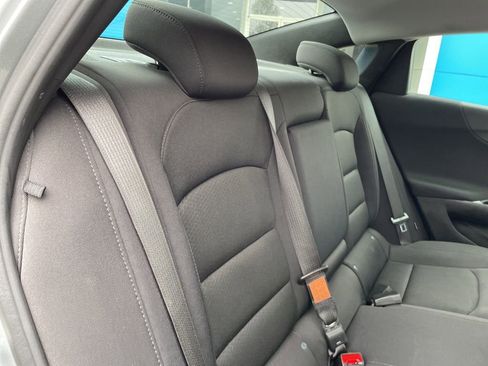 Used 2023 Chevrolet Malibu LT image 32