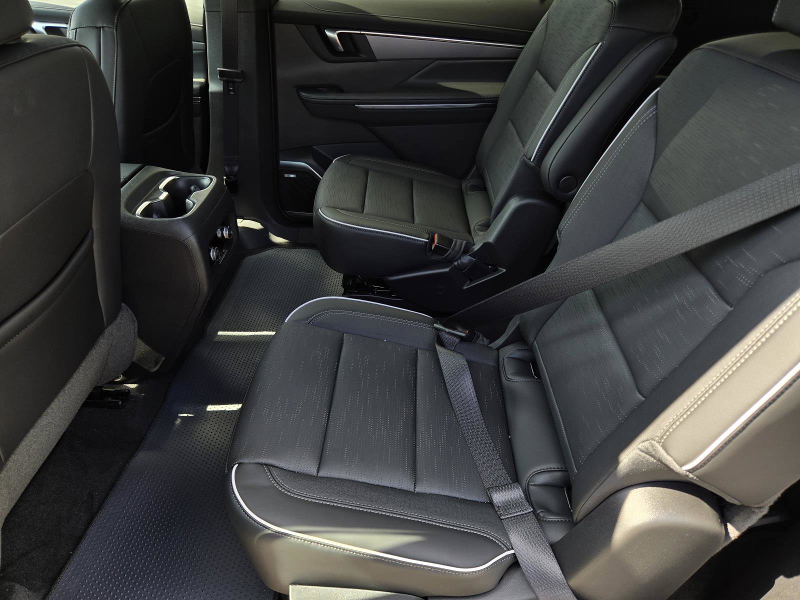 New 2026 Buick Enclave Sport Touring w/ Power Package FWD image 4