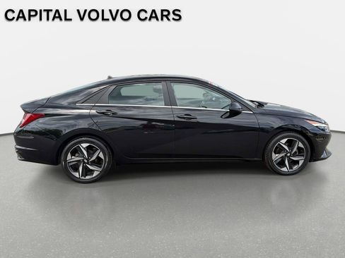 Used 2023 Hyundai Elantra Limited image 5