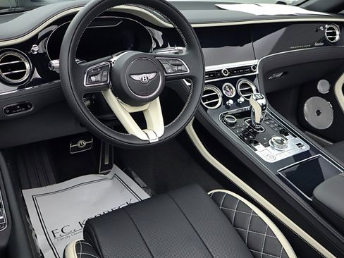 Used 2024 Bentley Continental GT Speed image 41