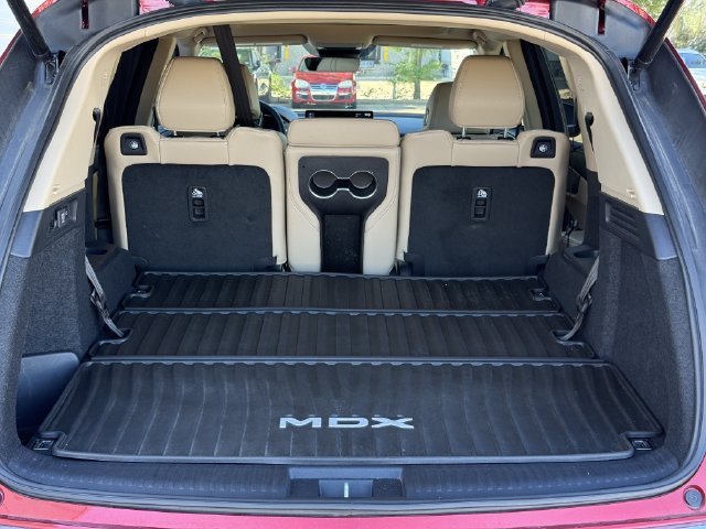 Used 2025 Acura MDX w/ Technology Package FWD image 28