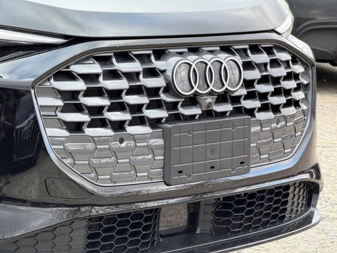 New 2025 Audi Q5 2.0T Premium image 2