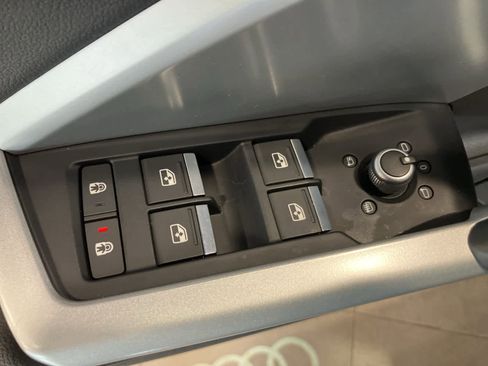 Used 2022 Audi Q3 2.0T Premium Plus image 17