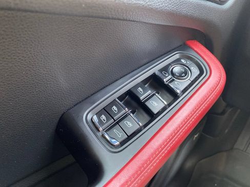 Used 2018 Porsche Macan GTS AWD/4WD image 22