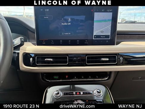 Certified 2023 Lincoln Nautilus Reserve AWD/4WD image 19