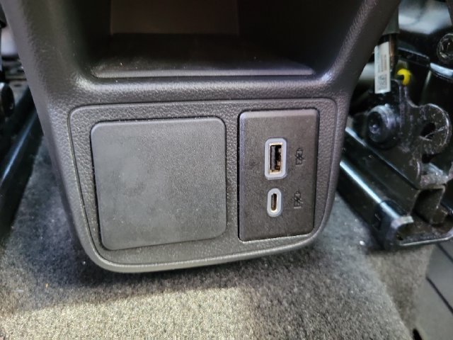 Used 2023 Buick Encore GX Preferred w/ Cold Weather Comfort Package AWD/4WD image 12