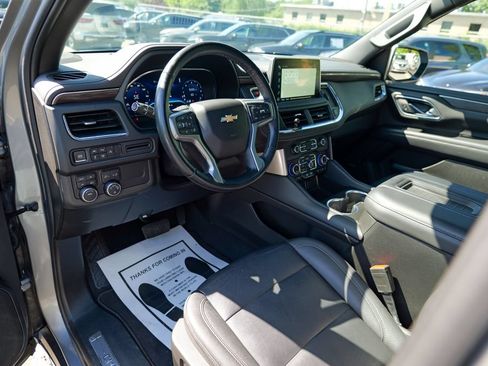 Used 2023 Chevrolet Tahoe LT w/ Luxury Package AWD/4WD image 19