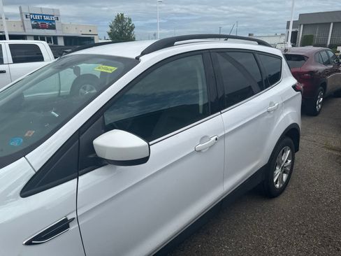 Used 2018 Ford Escape SEL FWD image 18