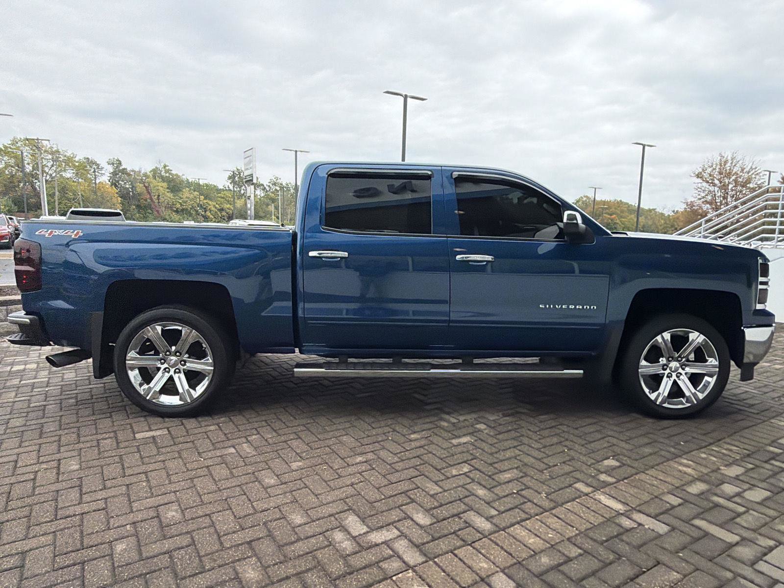 Used 2015 Chevrolet Silverado 1500 LT w/ All Star Edition AWD/4WD image 6