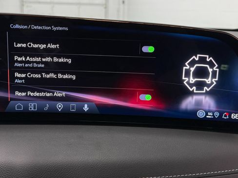 Used 2026 Cadillac CT5 V w/ Technology Package RWD image 35