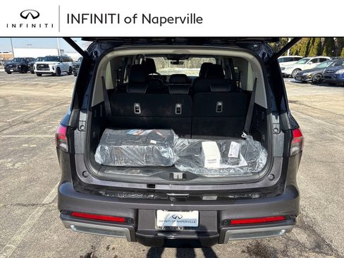 New 2026 INFINITI QX80 Luxe w/ Cargo Package image 23
