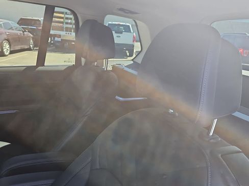 Used 2023 BMW X7 xDrive40i w/ Premium Package image 12