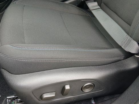 New 2026 Chevrolet Equinox EV LT image 17