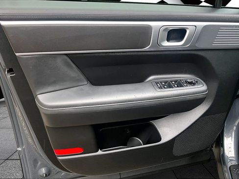 Used 2025 Hyundai Santa Fe SEL image 18