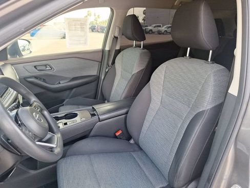 Used 2021 Nissan Rogue S FWD image 9