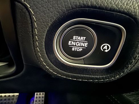 Used 2023 Mercedes-Benz GLE 53 AMG 4MATIC image 30