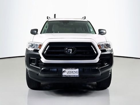Used 2022 Toyota Tacoma SR RWD image 2