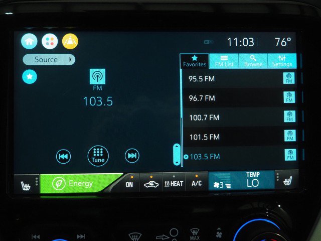Used 2020 Chevrolet Bolt Premier w/ Infotainment Package FWD image 33