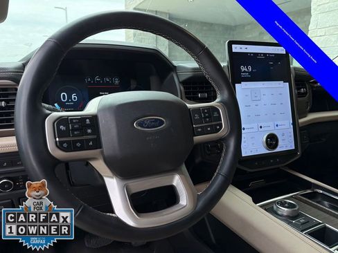 Used 2024 Ford Expedition Max Limited RWD image 13
