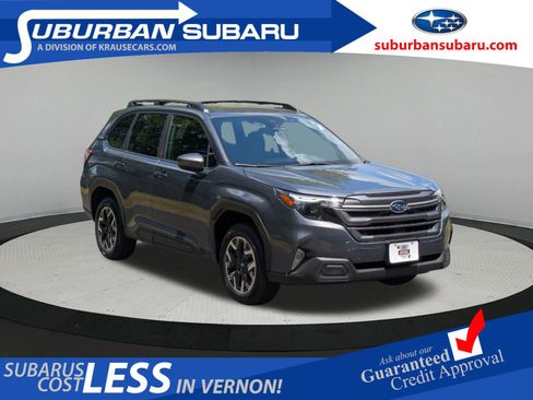 Certified 2025 Subaru Forester Premium AWD/4WD image 1