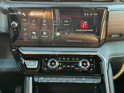 New 2026 GMC Sierra 3500 Denali Ultimate w/ LPO, Black Badging Package image 24