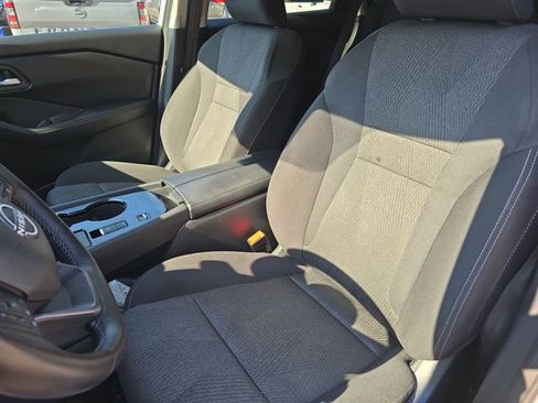 Used 2025 Nissan Rogue SV FWD image 20
